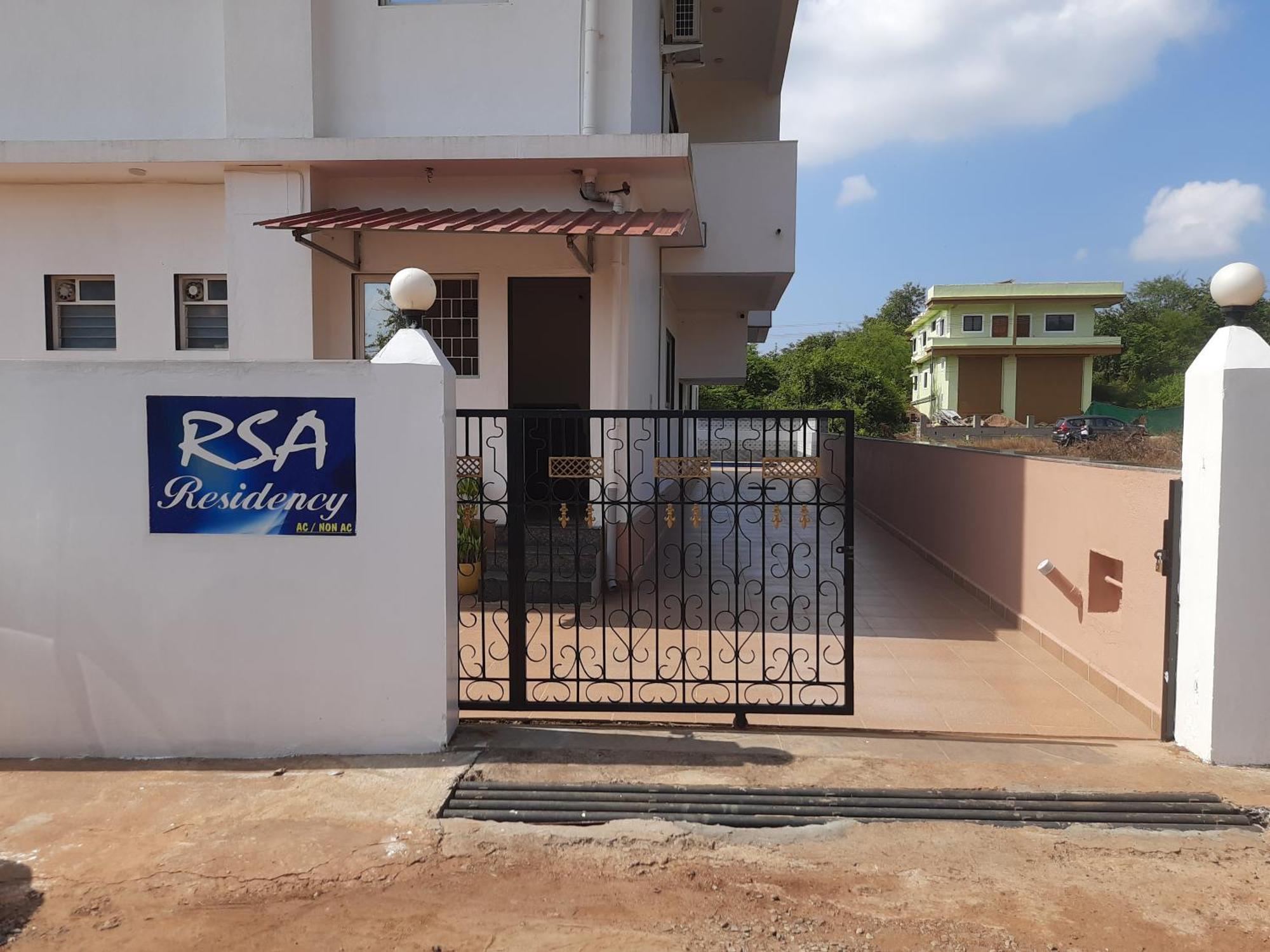 Hotel Rsa Residency Pernem Exteriör bild